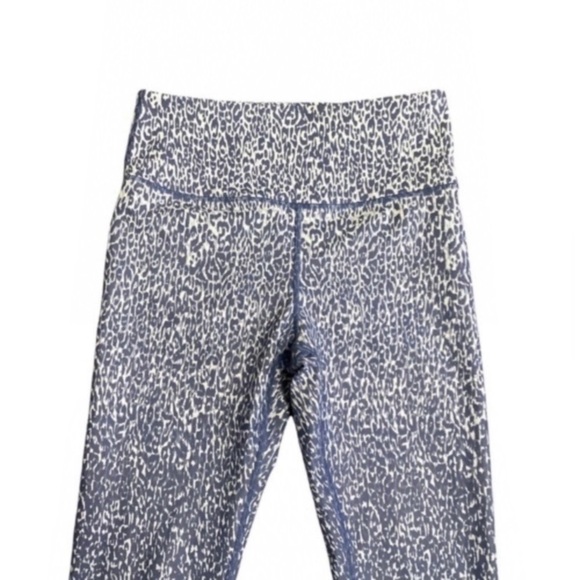SoulCycle Leopard Ombre Leggings - Picture 5 of 11